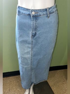 SHEIN Light Blue Denim Maxi Skirt